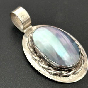 Vintage VHC Signed 925 Sterling Silver Large Mabe Pearl Blue Purple Oval Pendant